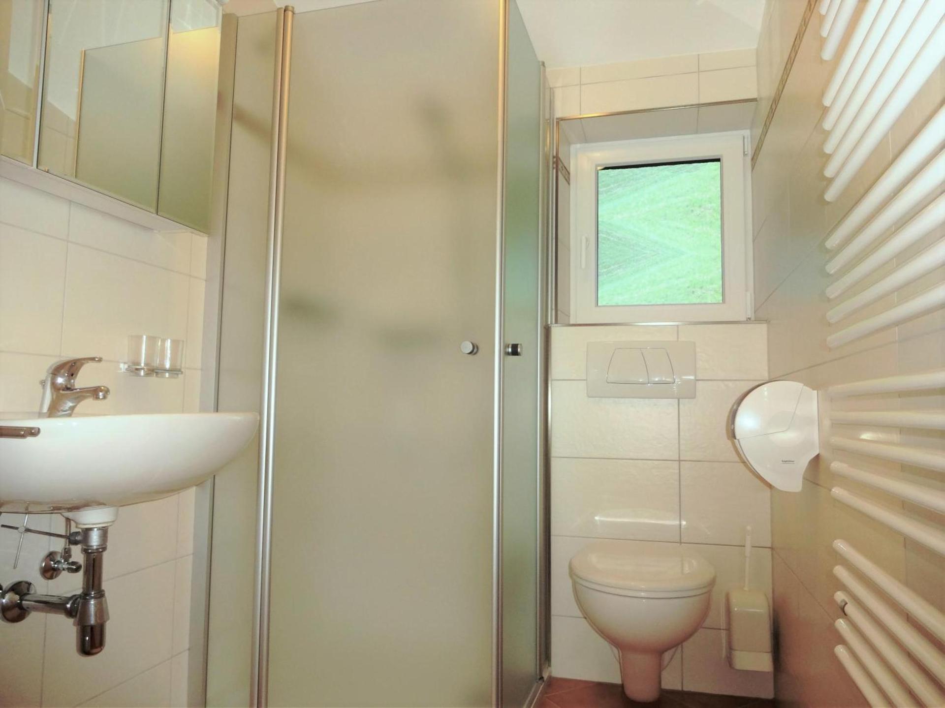 Apartment mit 1 Schlafzimmer und Balkon - Top 6 - 4