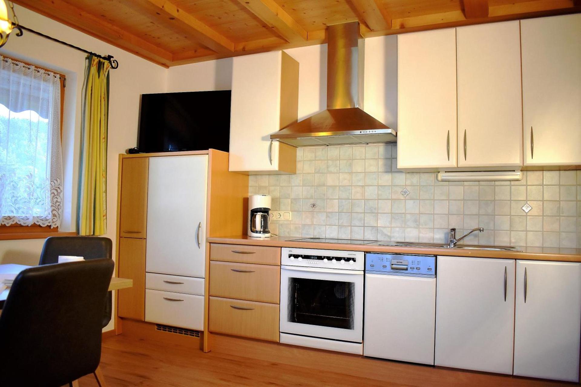 Apartment mit 2 Schlafzimmern und Terrasse TOP 1 - 4