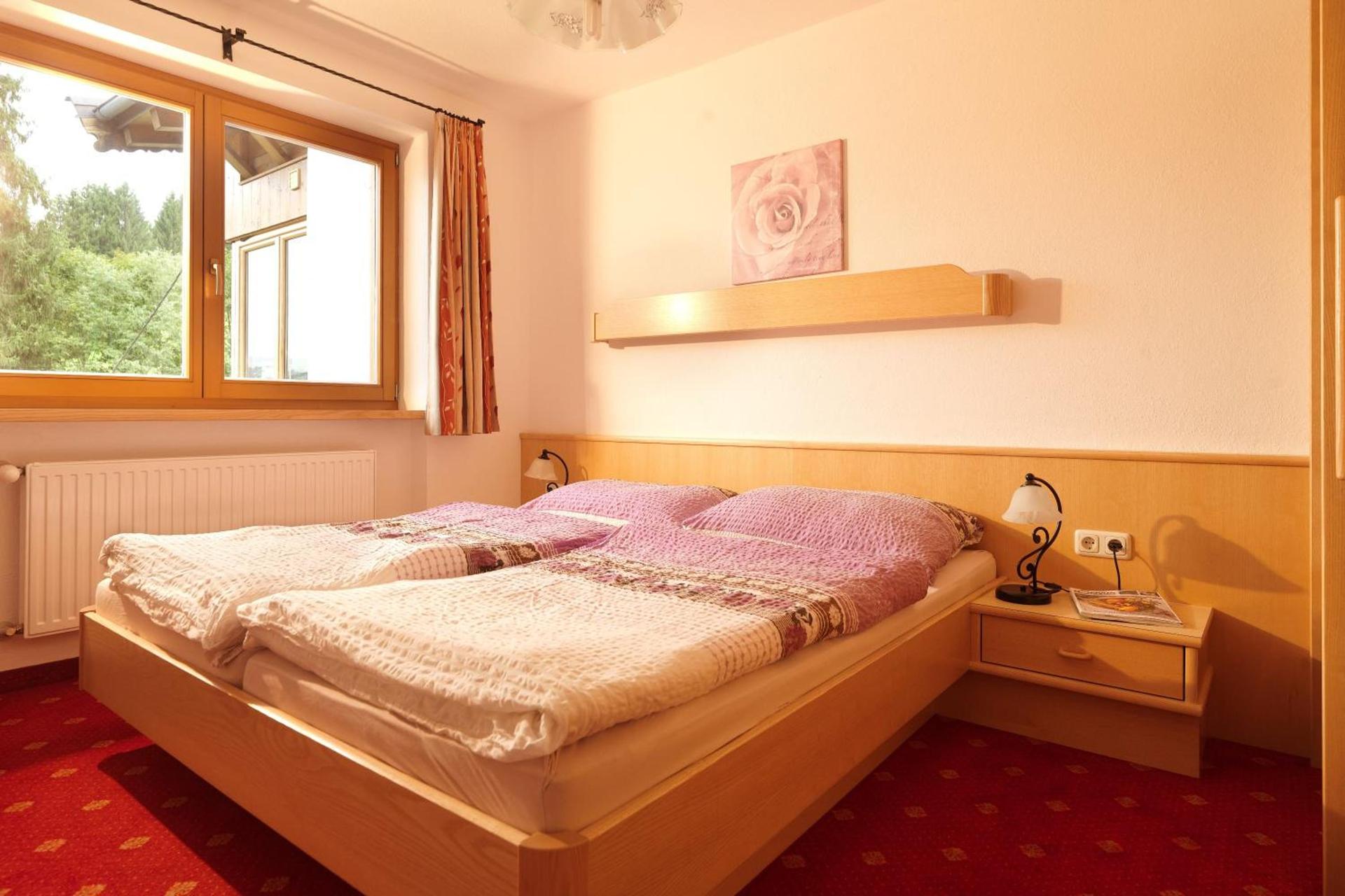 Apartment mit 2 Schlafzimmern und Balkon TOP 4 - 5